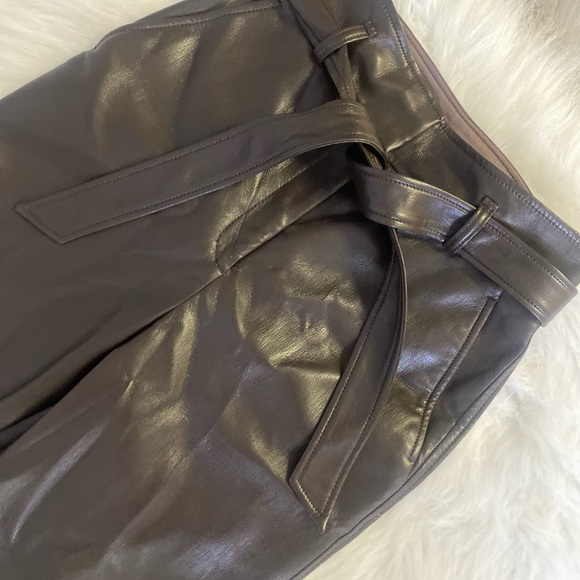 ARITZIA Babaton Women's mocha Brown Vegan Faux Leather Pants Belted Size 4 - Picture 7 of 8